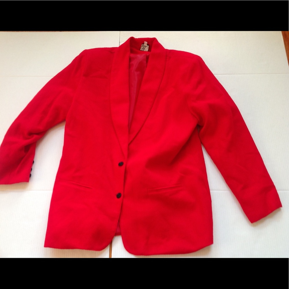 Ali Miles Red Blazer Black Buttons Textured